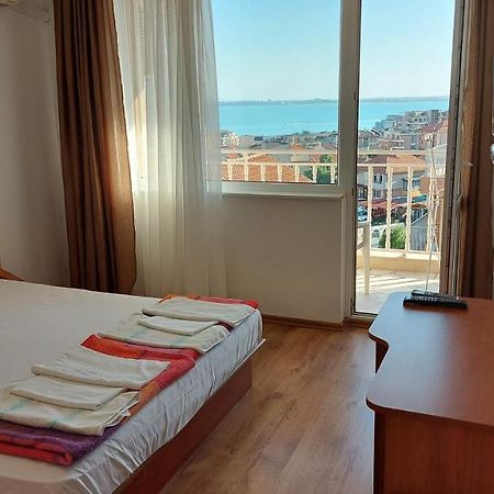 Guest House Rona - Free Parking And Sea View Szveti Vlasz Kültér fotó
