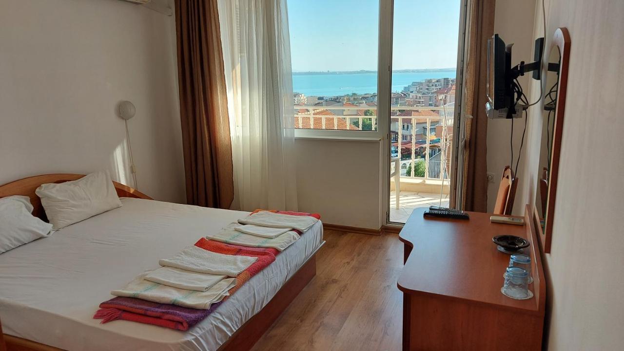 Guest House Rona - Free Parking And Sea View Szveti Vlasz Kültér fotó
