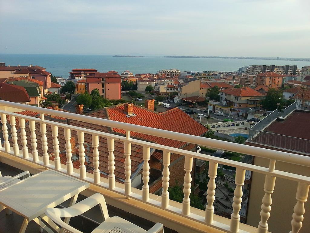 Guest House Rona - Free Parking And Sea View Szveti Vlasz Kültér fotó