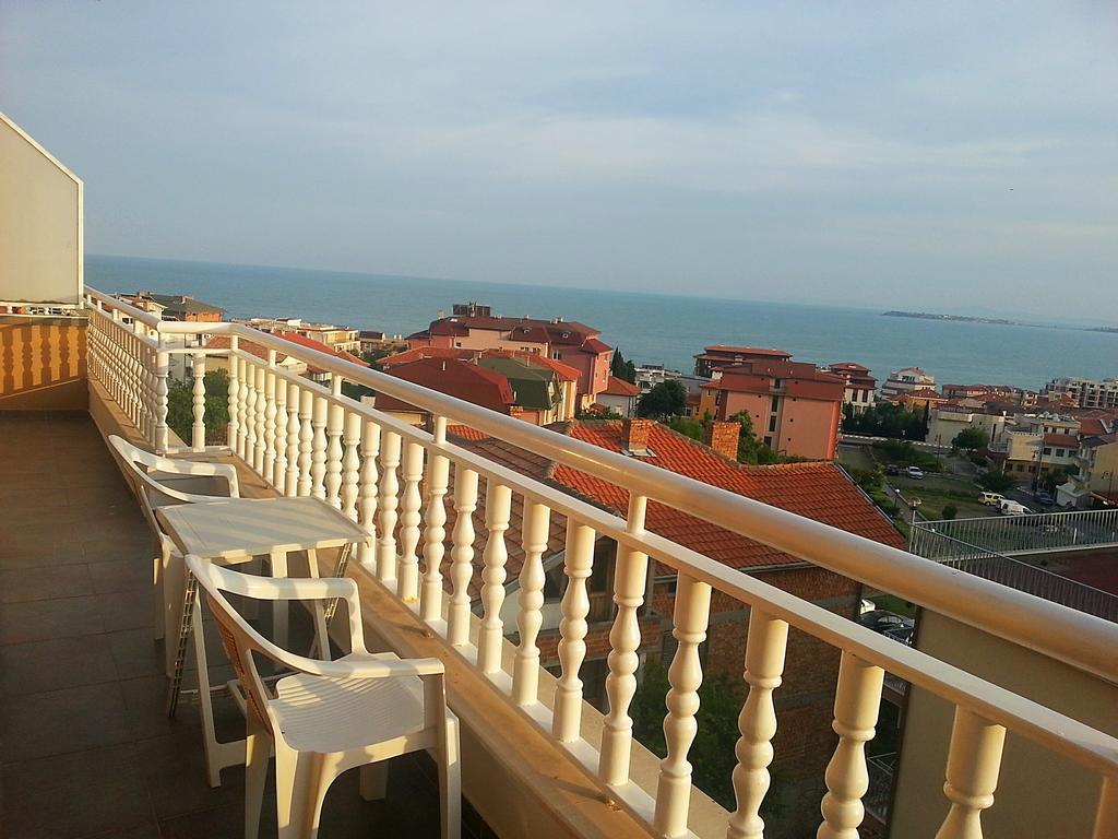 Guest House Rona - Free Parking And Sea View Szveti Vlasz Kültér fotó